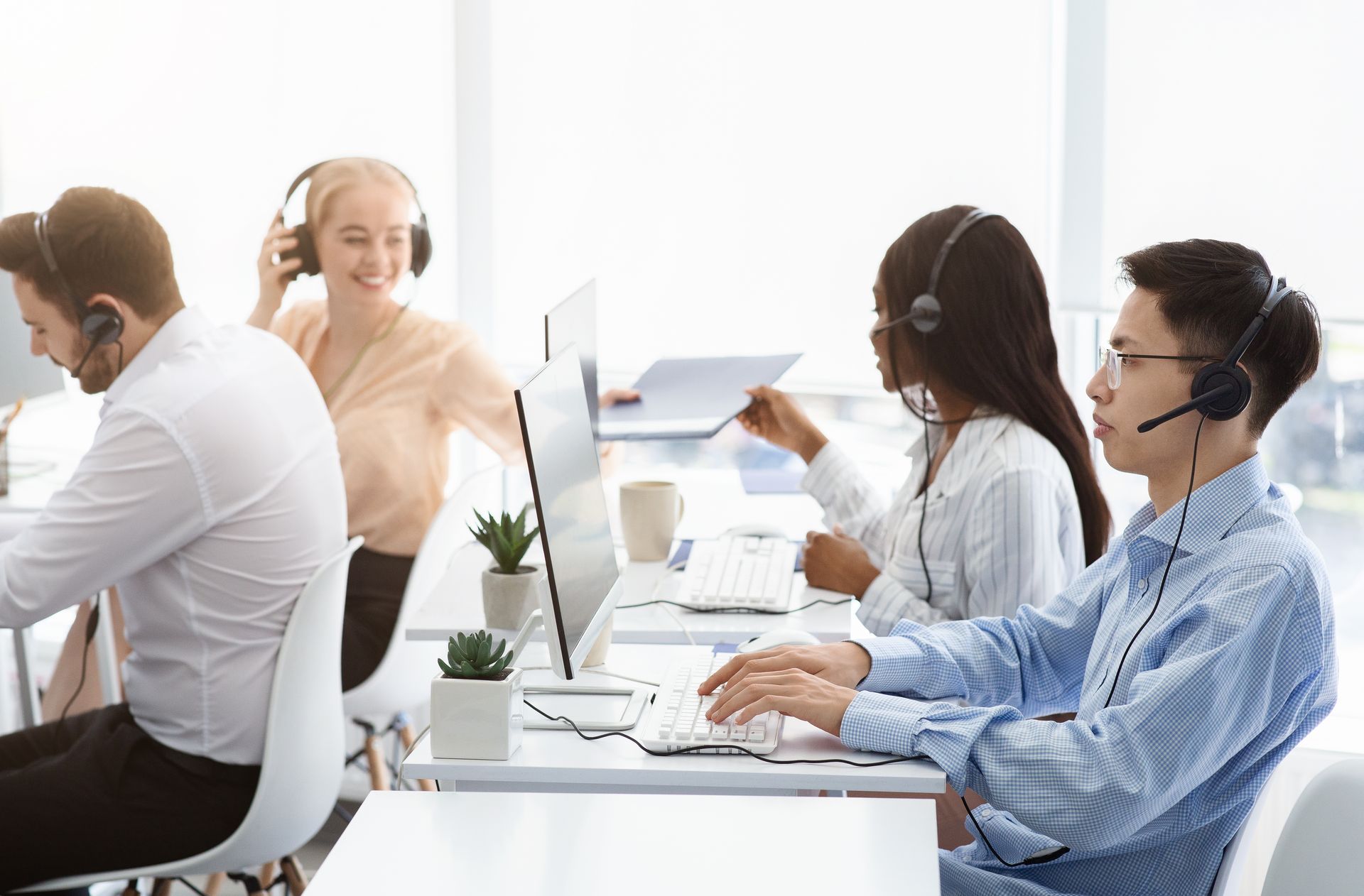 Cost Analysis: Business VoIP vs Traditional Phone Systems   One of the main advantages of Business VoIP is cost savings. Traditional phone systems require significant upfront investment in hardware and ongoing costs for line rental and call charges. On the other hand, Business VoIP systems typically have lower setup costs and offer unlimited or low-cost calls, including international calls. This can result in substantial savings, especially for businesses with high call volumes.